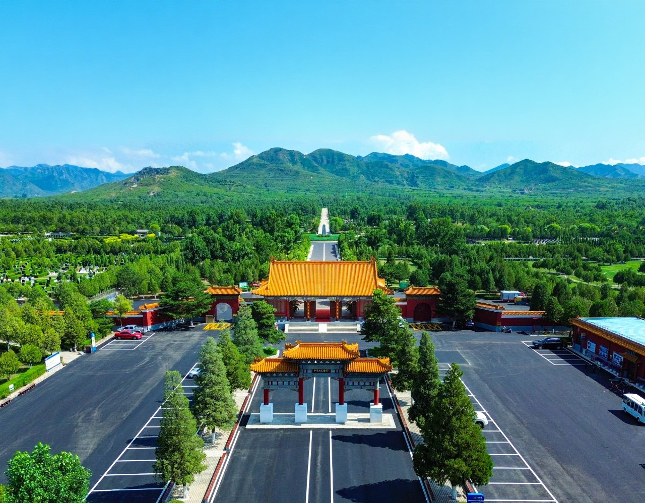 中华永久陵园