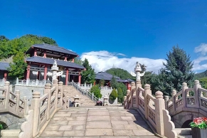长城华人怀思堂2025年价格解析：双穴墓地优势与园区环境全览