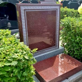 征鸿碑