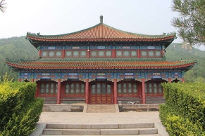 天寿陵园京郊静谧山水间的生命花园，专业管理与便捷班车服务守护永恒