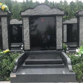 龙凤柱碑
