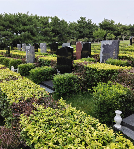 灵山宝塔墓区
