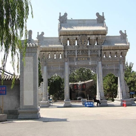 为您全面解析： 思亲园陵园 价格与环境多维度比较