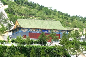 系统解读：灵山宝塔陵园园林环境特色