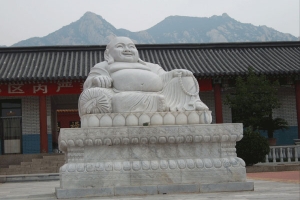  佛山陵园 ，交通便捷度分析的园区实拍环境，详细介绍价格多少钱