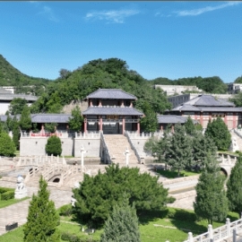 中华永久陵园，解读地理位置优势，详细解析风水环境分析，解读2025年墓型价格表