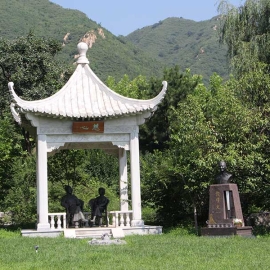 天寿陵园开放时间及交通路线全攻略